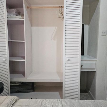 Harvey'S Mizpahcot Oasis - Cruise Port, Us Embassy And Vacation Apartment Bridgetown Bagian luar foto